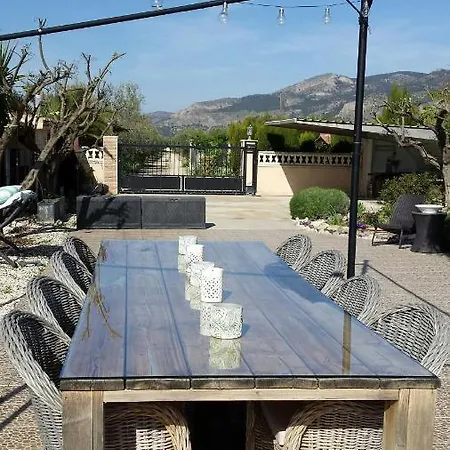 Casa Olyves